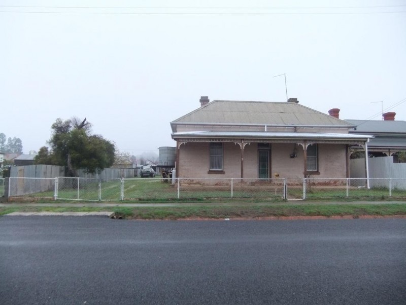 63 McMahon Street, St Arnaud VIC 3478