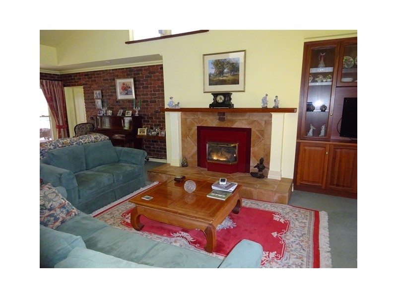 575 Perricoota Road, Moama NSW 2731
