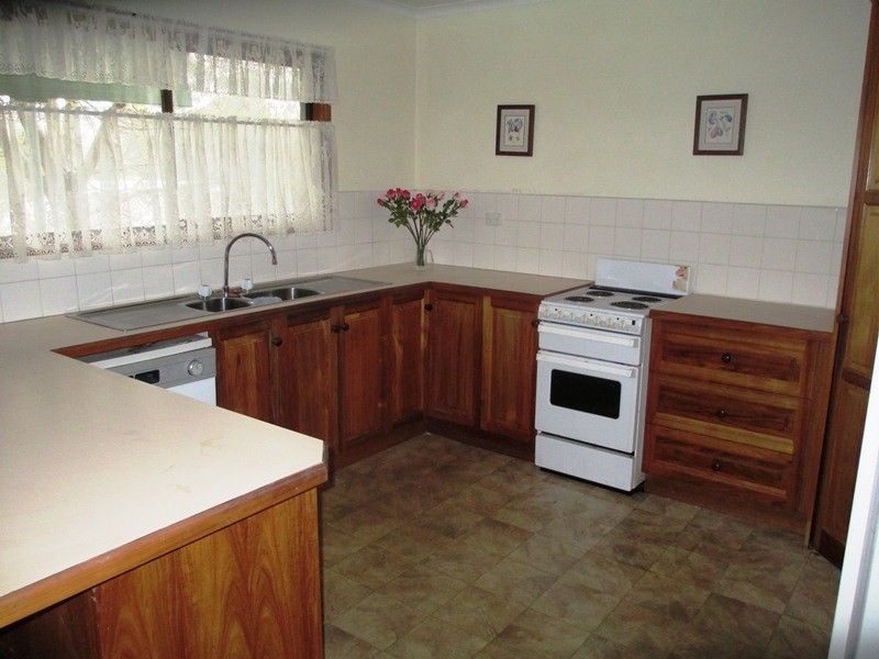 19 Main St, Eildon VIC 3713