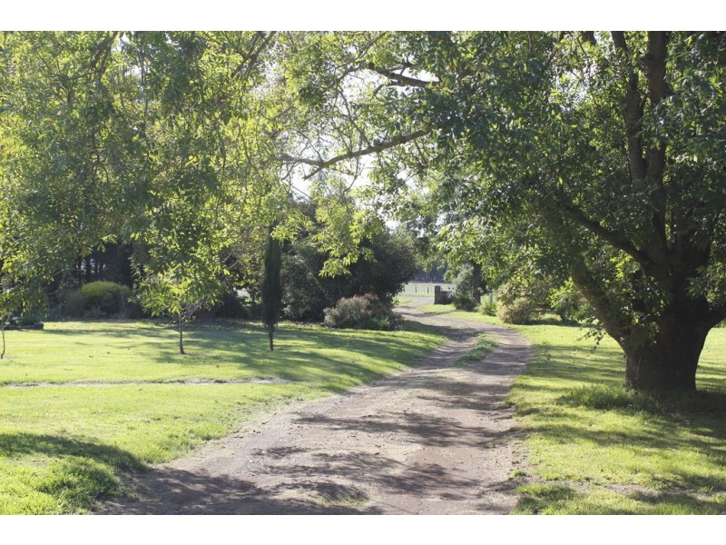 3622 Romsey Road, Darraweit Guim VIC 3756