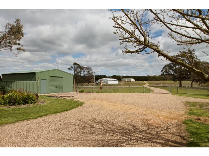 590 Forbes-Moranding Road, Willowmavin VIC 3764