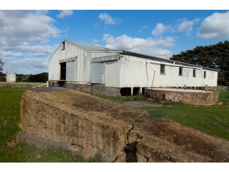 590 Forbes-Moranding Road, Willowmavin VIC 3764