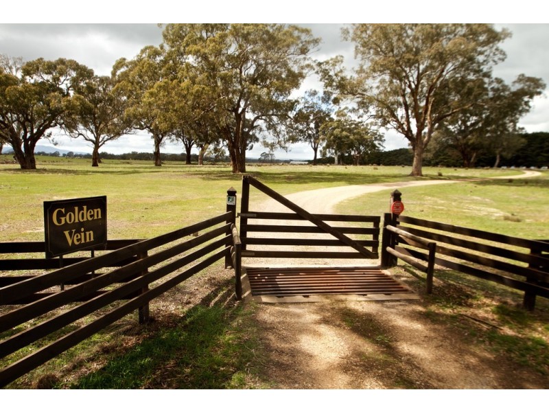 590 Forbes-Moranding Road, Willowmavin VIC 3764