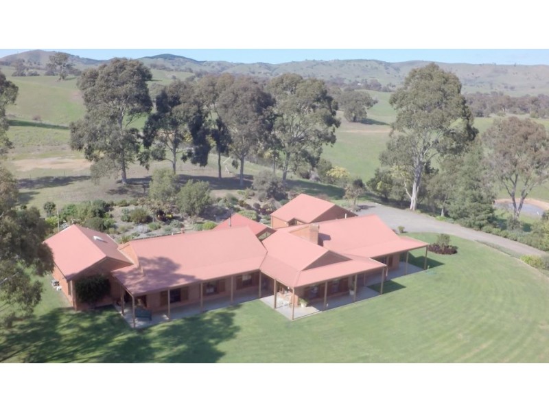 1030 Kobyboyn Road, Whiteheads Creek VIC 3660