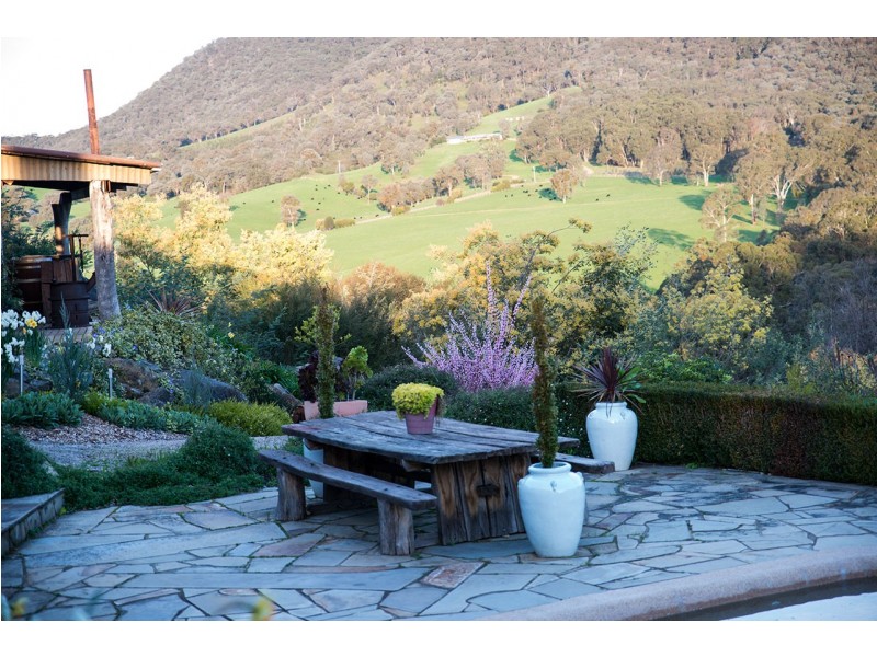 116 Snobs Creek Road, Eildon VIC 3713