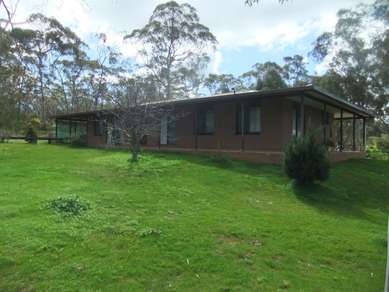 54 North Western Road, St Arnaud VIC 3478