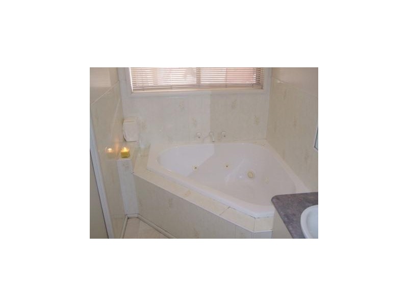 54 North Western Road, St Arnaud VIC 3478