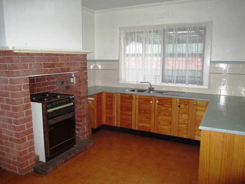 15 Albert St, Alexandra VIC 3714