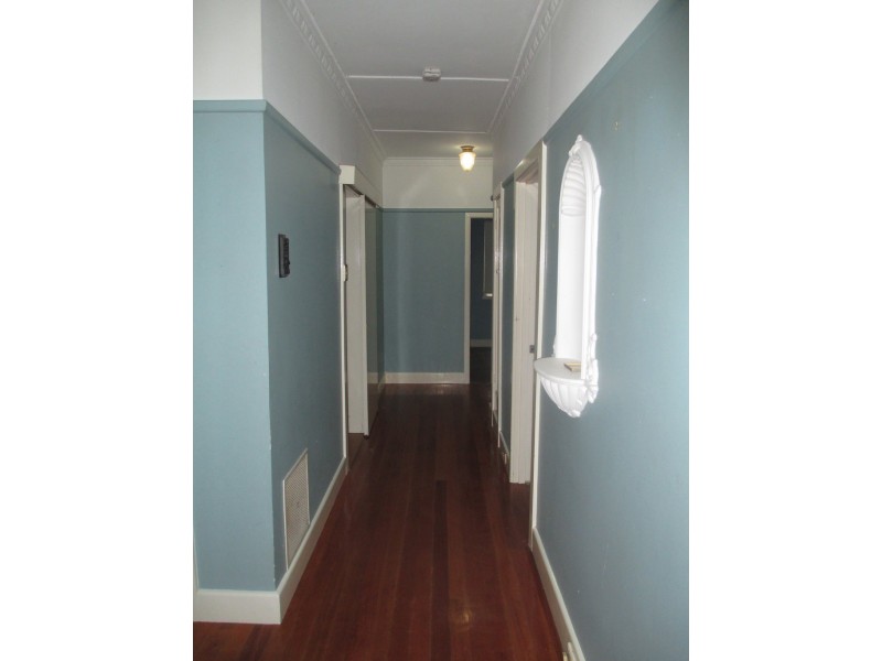 15 Albert St, Alexandra VIC 3714