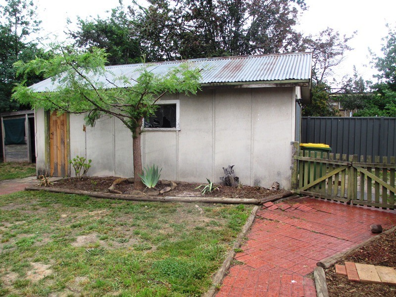 15 Albert St, Alexandra VIC 3714