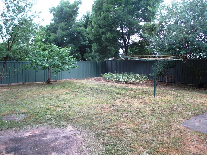 15 Albert St, Alexandra VIC 3714