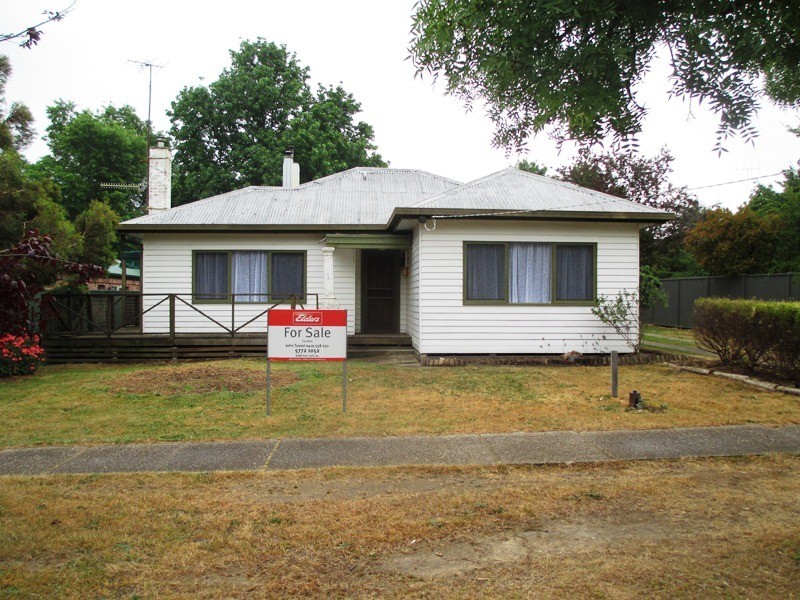 15 Albert St, Alexandra VIC 3714