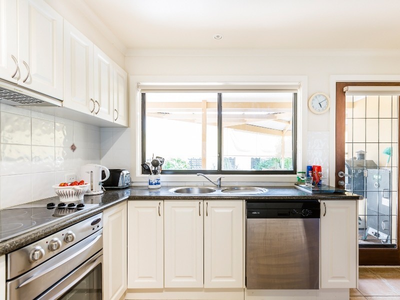 12 Green St, Alexandra VIC 3714