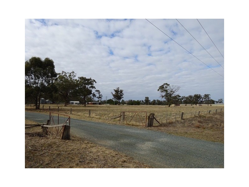 524 Cobb Highway, Moama NSW 2731