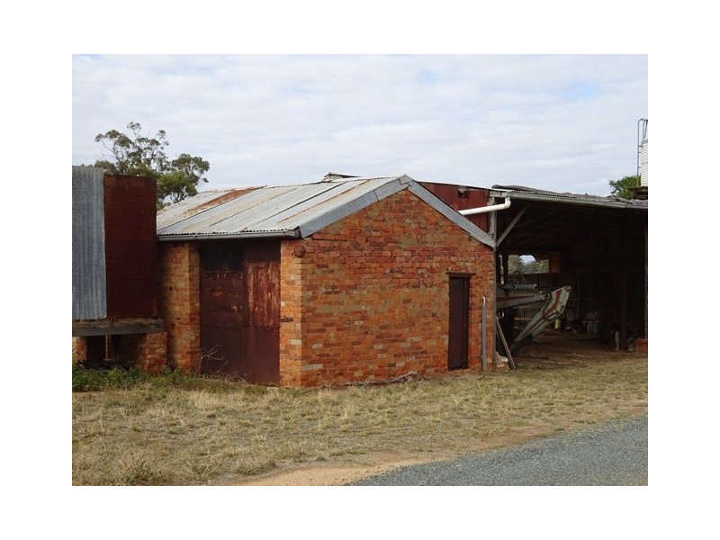 524 Cobb Highway, Moama NSW 2731