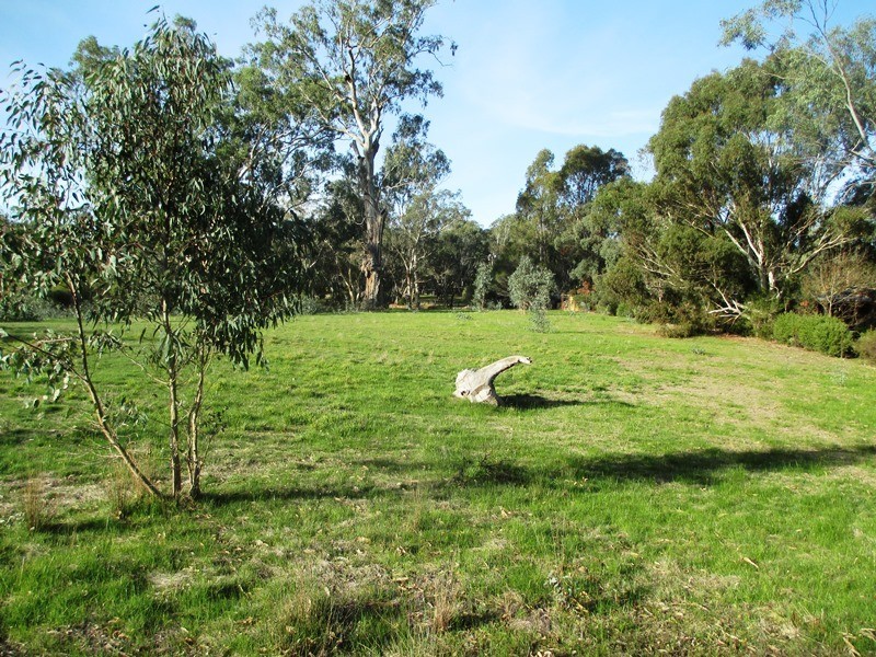 70 Halls Flat Road, Alexandra VIC 3714