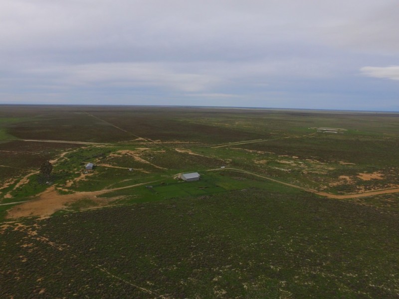 - Thelangerin Road, Hay NSW 2711