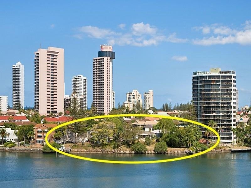 15 Cannes Avenue, Surfers Paradise QLD 4217