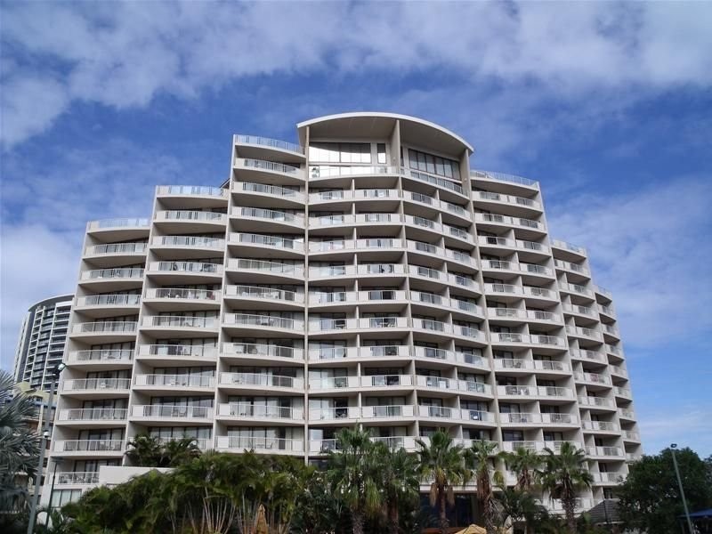402/42 Surf Parade, Broadbeach QLD 4218