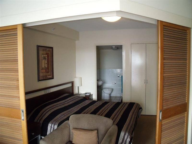 402/42 Surf Parade, Broadbeach QLD 4218