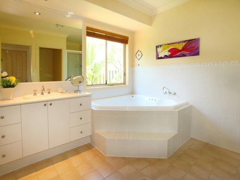 36 Mornington Terrace, Robina QLD 4226