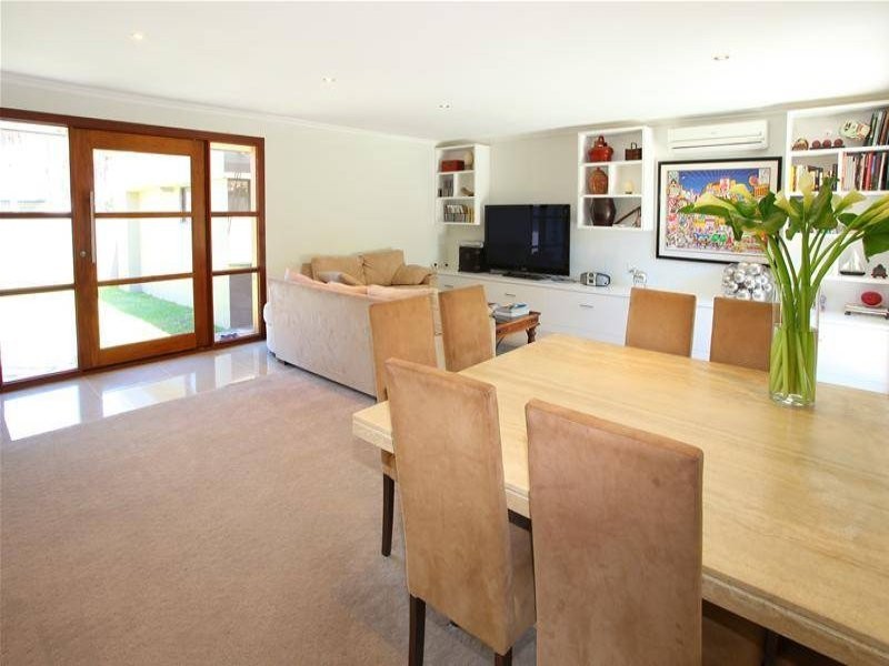19 Mackay Close, Sorrento QLD 4217