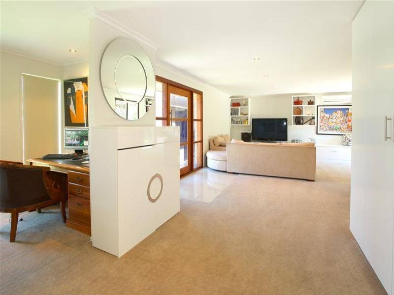 19 Mackay Close, Sorrento QLD 4217