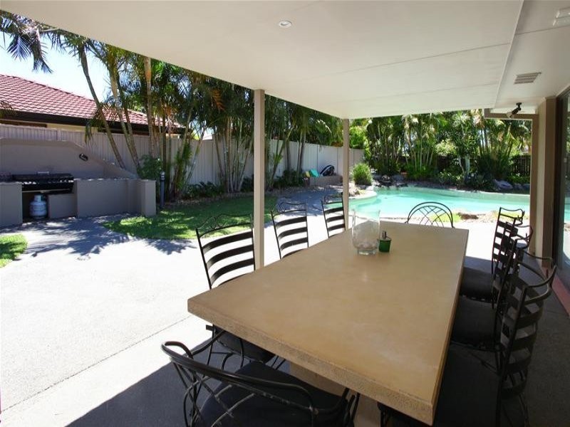 19 Mackay Close, Sorrento QLD 4217