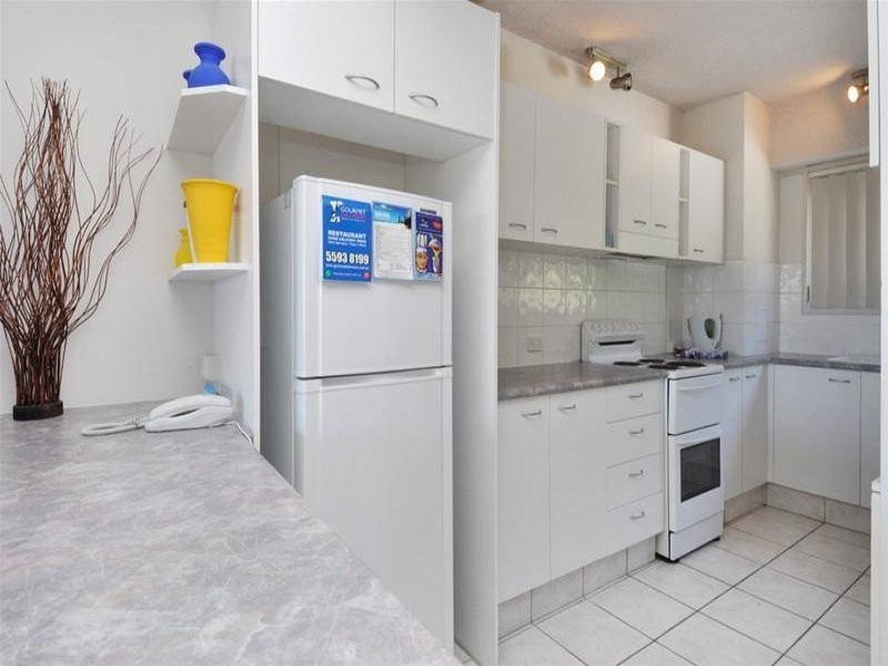 20/2 Goodwin Terrace, Burleigh Heads QLD 4220