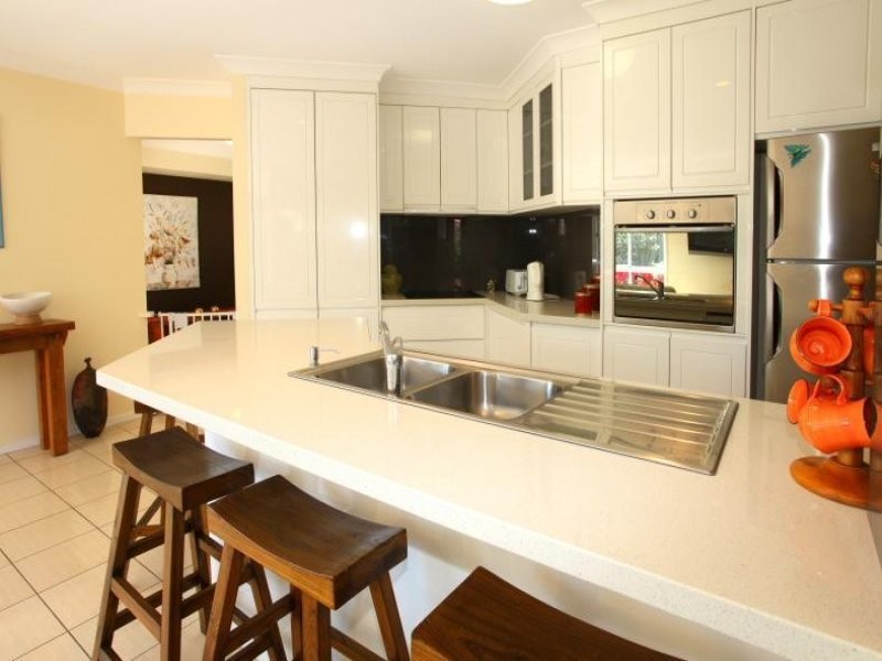 1 Kuranda Drive, Robina QLD 4226