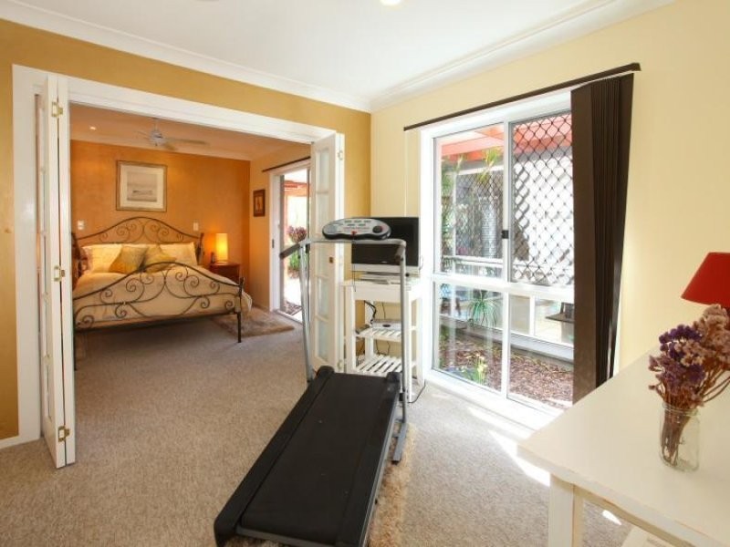 1 Kuranda Drive, Robina QLD 4226