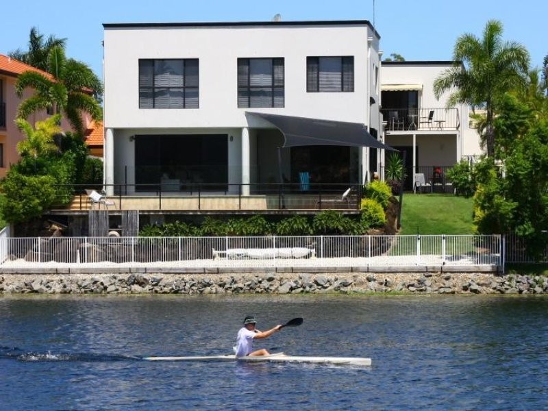 9 Malvern Place, Robina QLD 4226