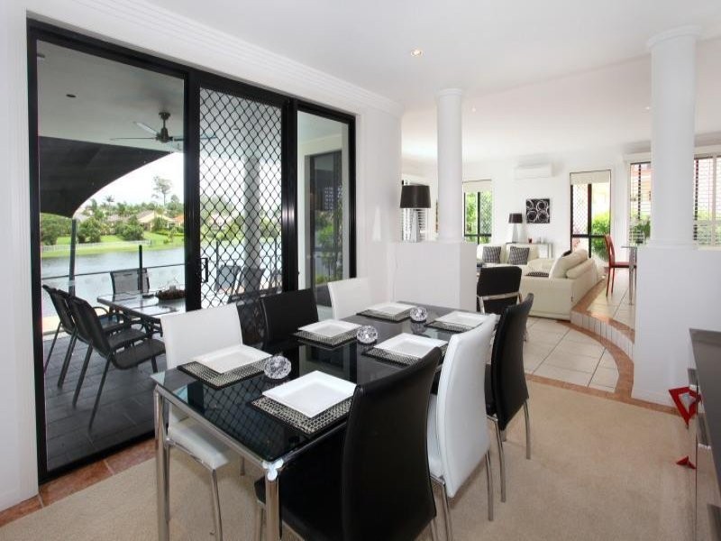 9 Malvern Place, Robina QLD 4226