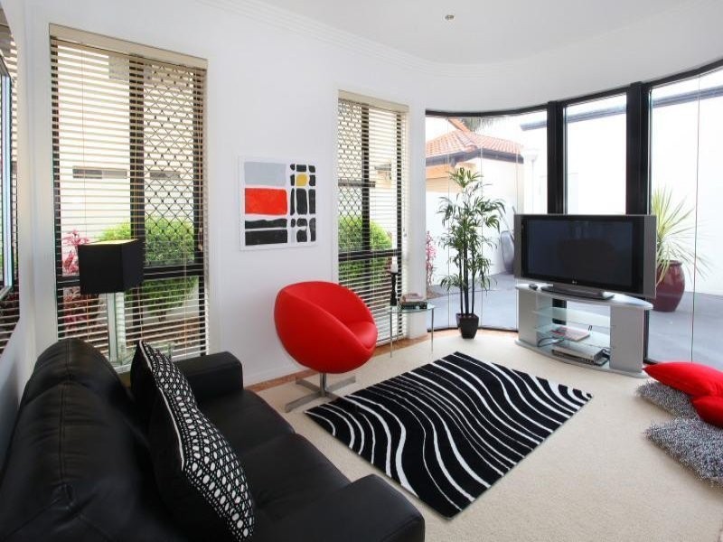 9 Malvern Place, Robina QLD 4226