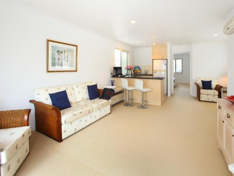 9 Malvern Place, Robina QLD 4226