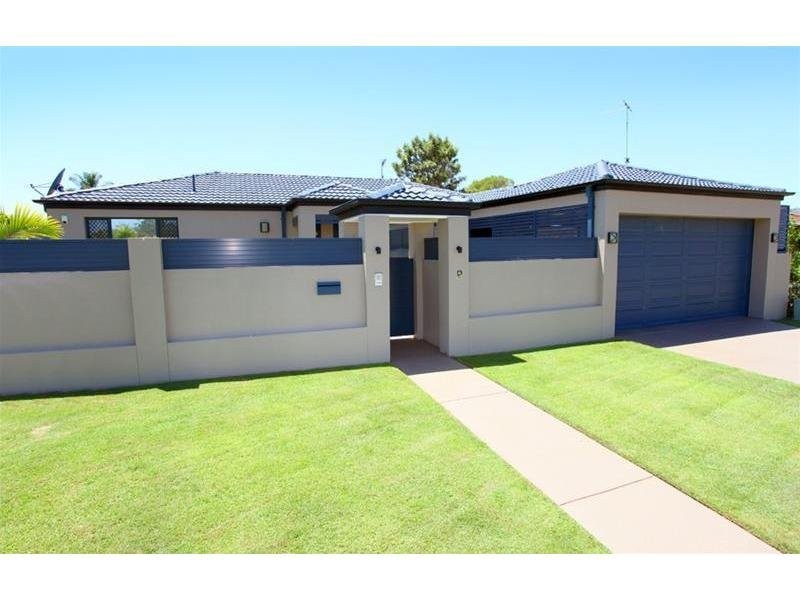 9 Apia Avenue, Clear Island Waters QLD 4226