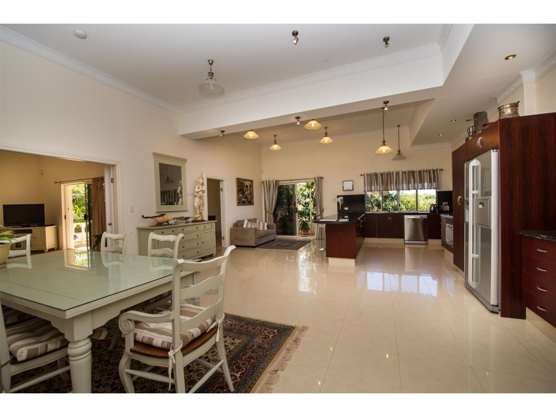 7 Mercure Place, Highland Park QLD 4211