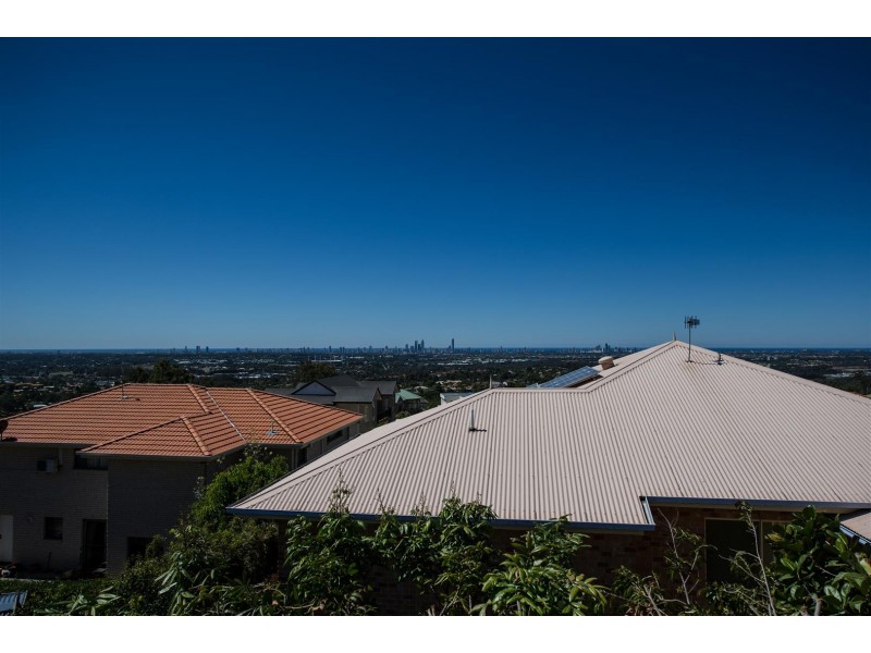 7 Mercure Place, Highland Park QLD 4211