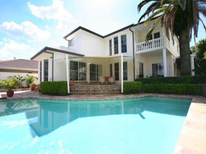 58 Bollard Circuit, Clear Island Waters QLD 4226