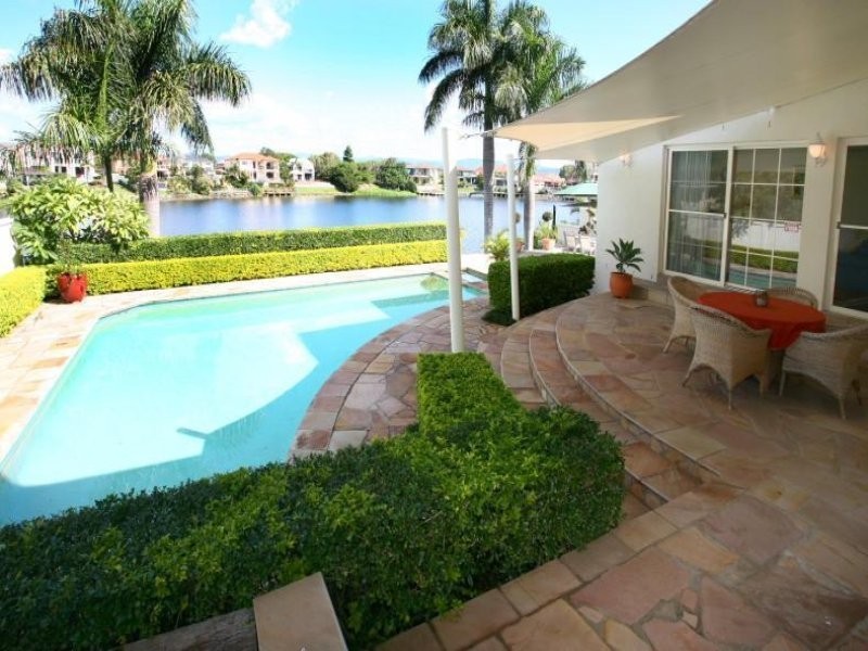 58 Bollard Circuit, Clear Island Waters QLD 4226