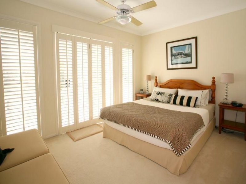 58 Bollard Circuit, Clear Island Waters QLD 4226
