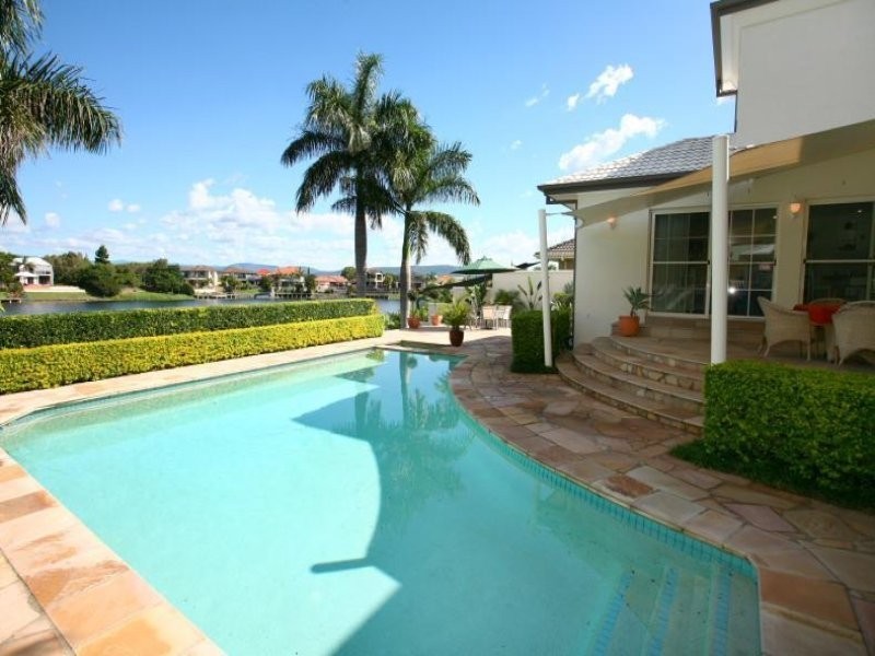 58 Bollard Circuit, Clear Island Waters QLD 4226