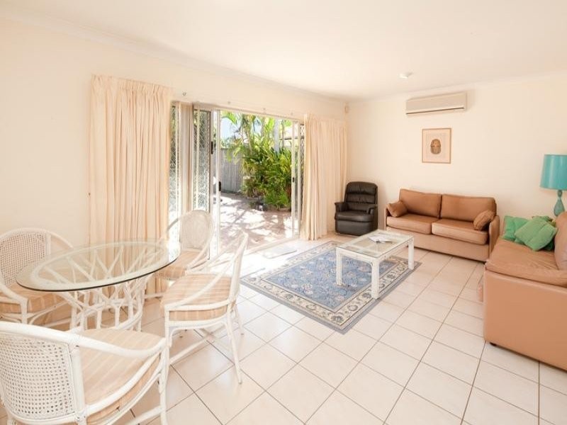 11 Montserrat Court, Clear Island Waters QLD 4226