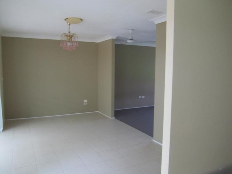5 Goroka Court, Clear Island Waters QLD 4226
