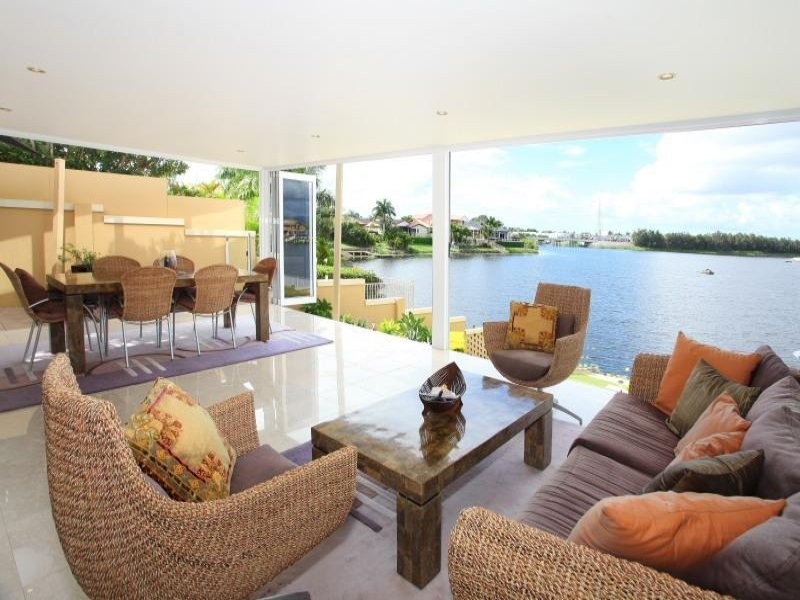 27 Cayman Drive, Clear Island Waters QLD 4226