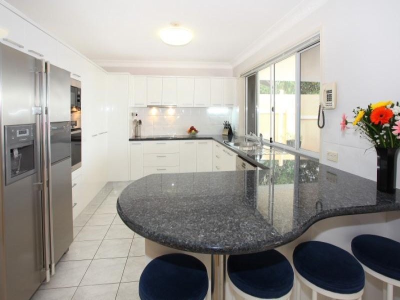 27 Cayman Drive, Clear Island Waters QLD 4226