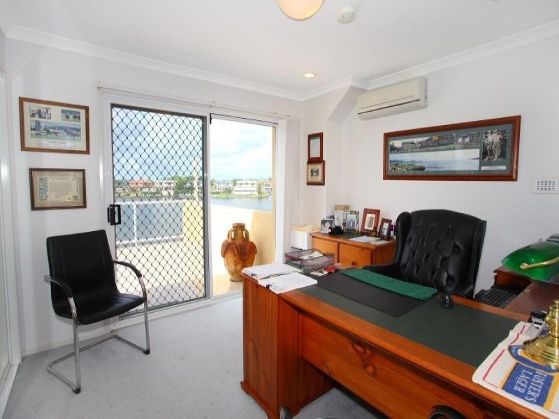 27 Cayman Drive, Clear Island Waters QLD 4226