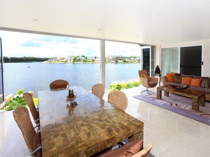 27 Cayman Drive, Clear Island Waters QLD 4226