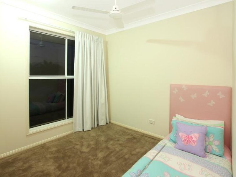 6 Stillwater Crescent, Robina QLD 4226