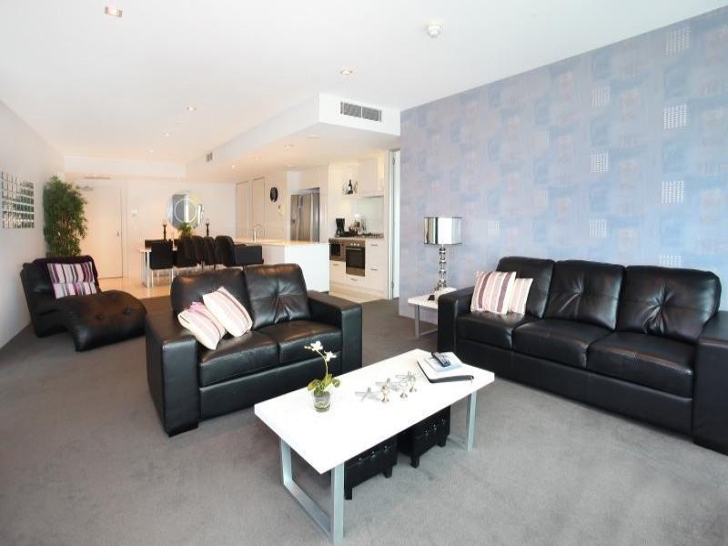5102/9 Q1 Hamilton Avenue, Surfers Paradise QLD 4217